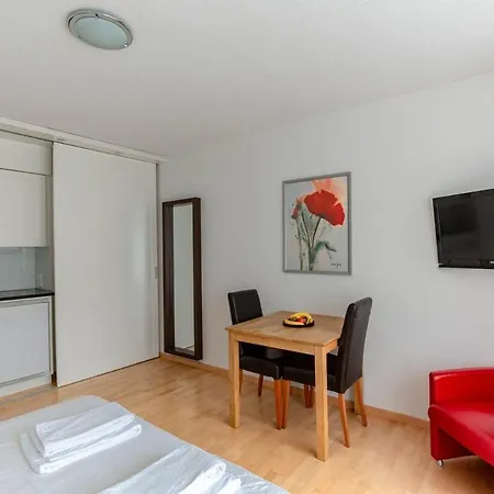 Charming In The Old Town - Uz9 * Zurich