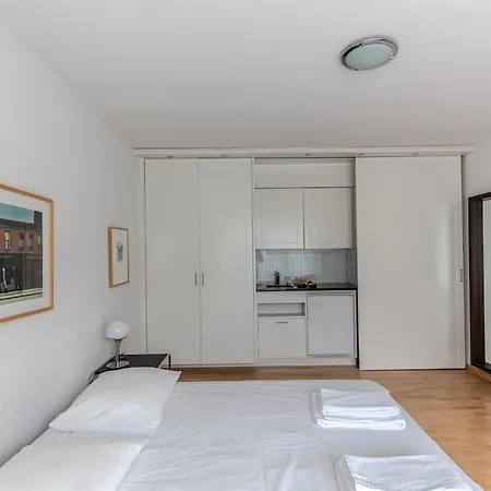 Charming In The Old Town - Uz9 Appartement Zürich